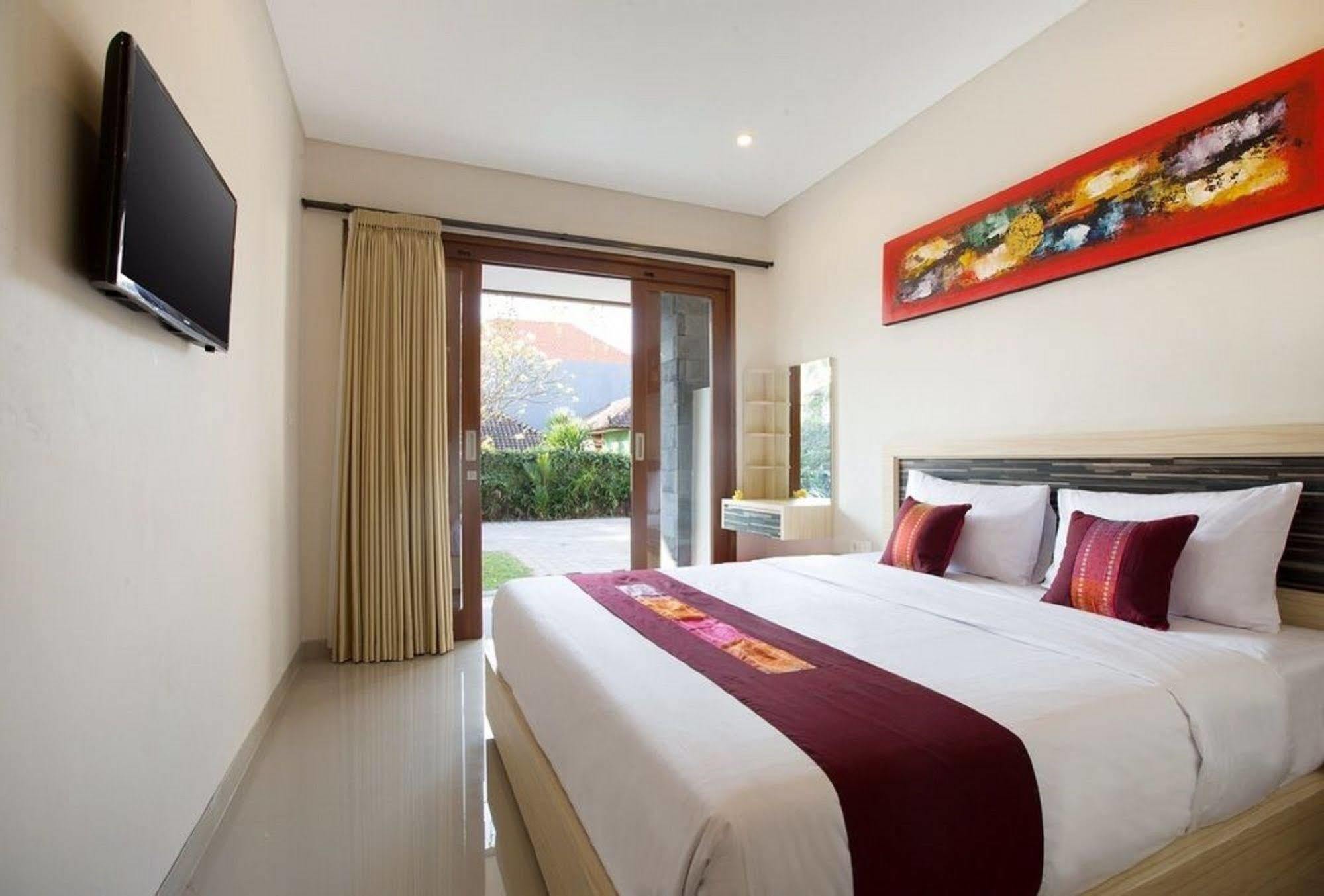 Vansari Hotel Семиньяк Экстерьер фото