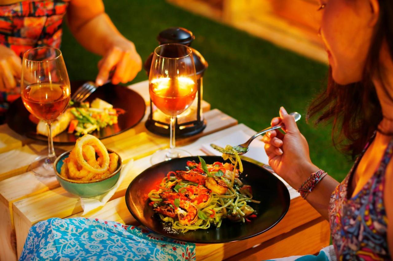 Vansari Hotel Семиньяк Экстерьер фото